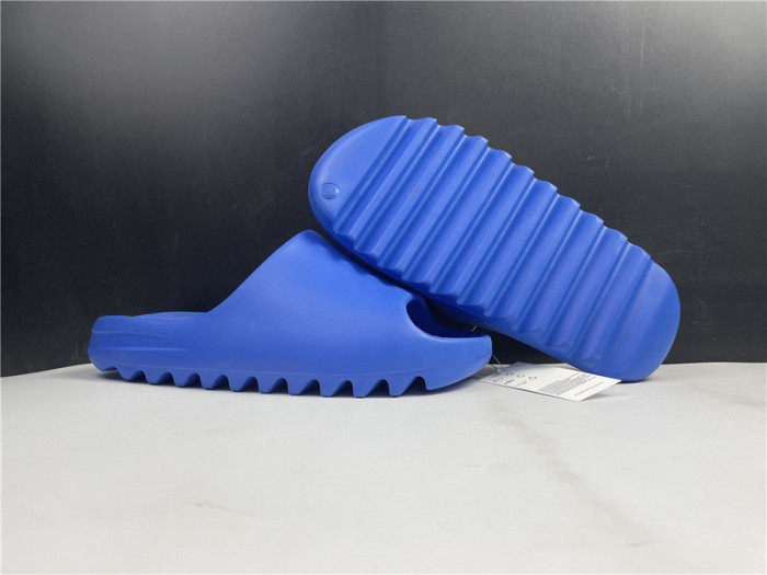 Y**zy slide sandal blue fy7347