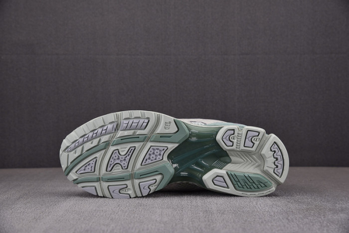 gel kayano 14