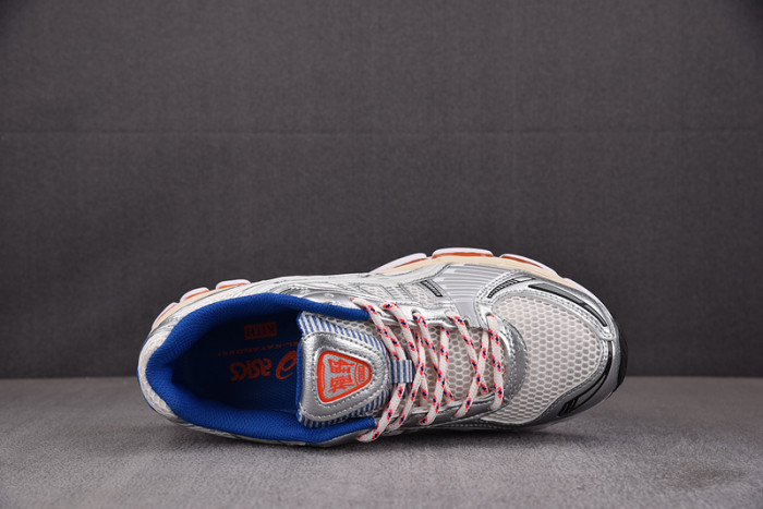 KITH RONNIE FIEG X ASICS Gel-KAHANA 12.1 "KNICKS" 1203A555-101