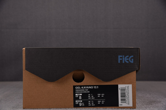 KITH RONNIE FIEG X ASICS Gel-KAHANA 12.1 "KNICKS" 1203A555-101