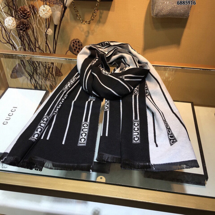guc scarf