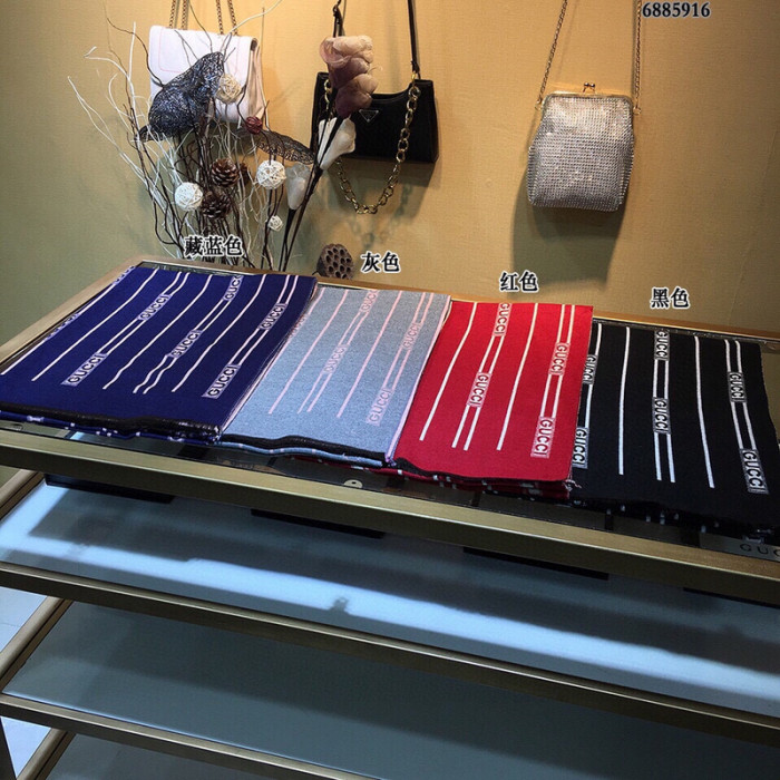 guc scarf