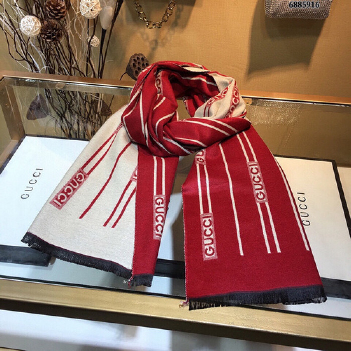 guc scarf