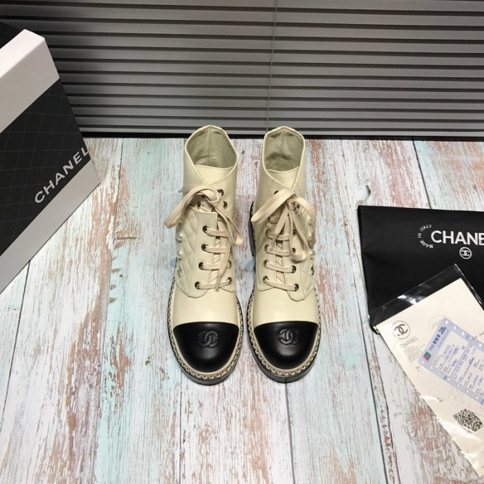 CN ANKLE BOOTS