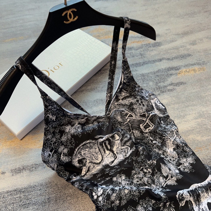 d1or swimsuit