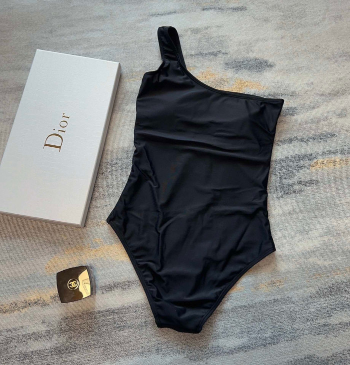 guc swimsuit