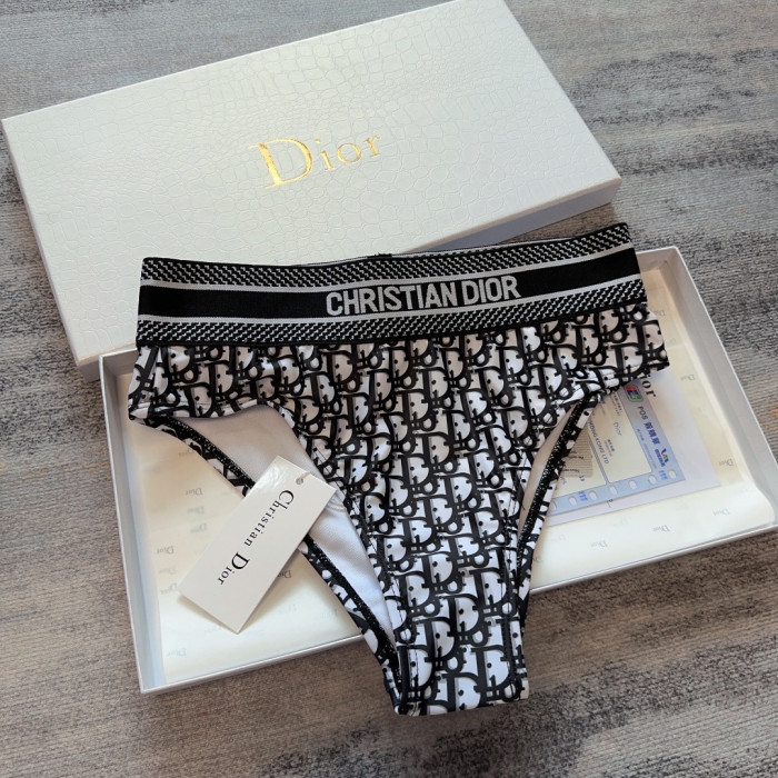d1or swimsuit