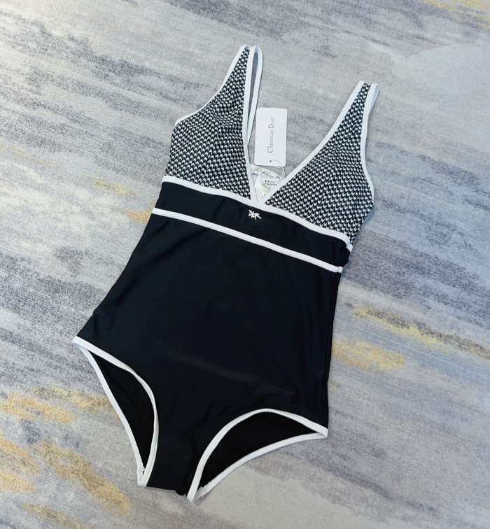 d1or swimsuit
