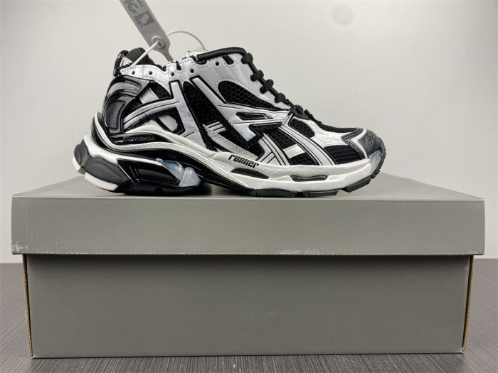 bl runner trainers sneakers