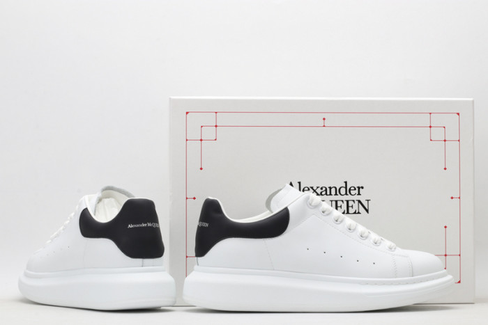 alex mcqu sneakers