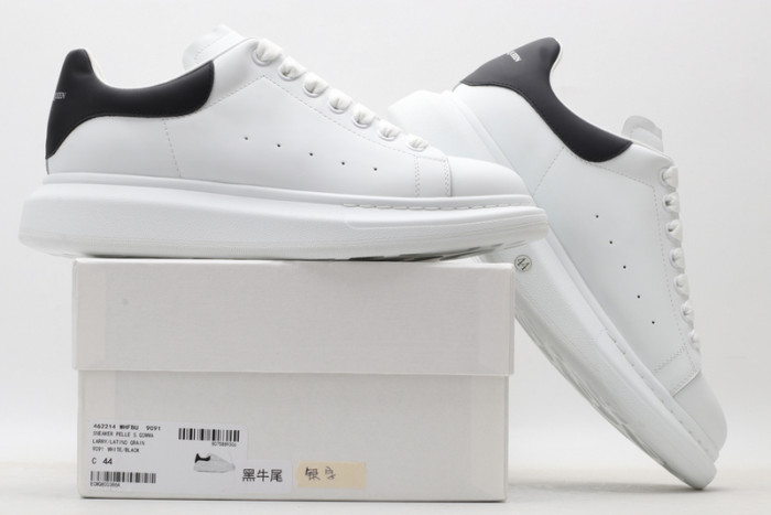 alex mcqu sneakers