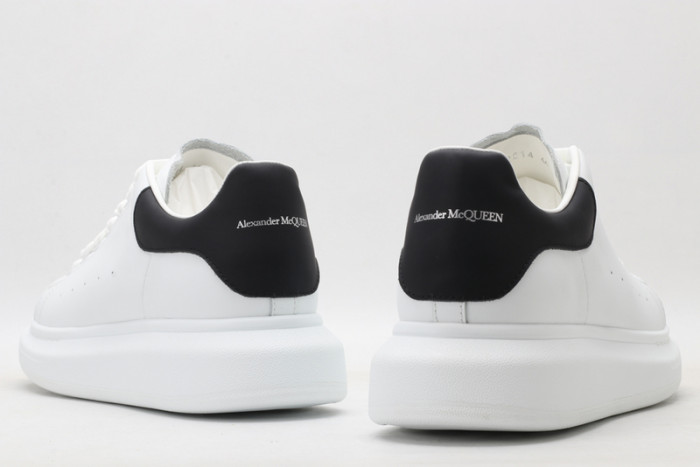 alex mcqu sneakers