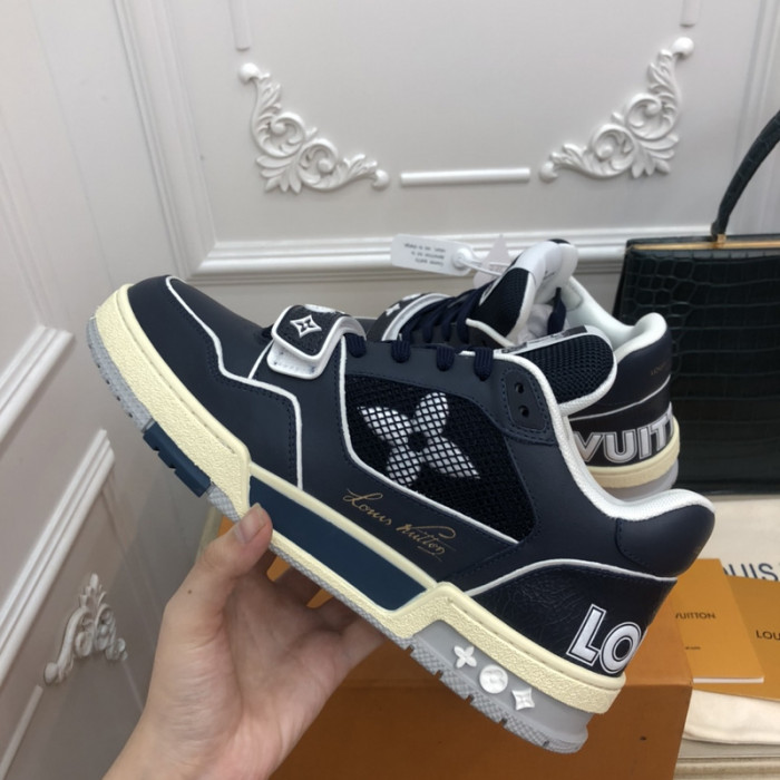 lovt sneaker