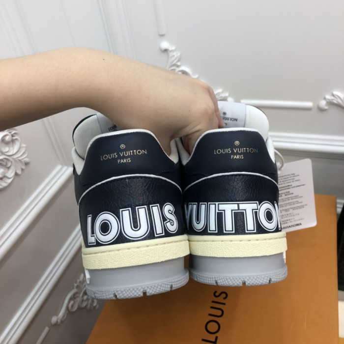 lovt sneaker
