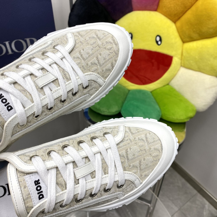 dr b28 low-top sneakers