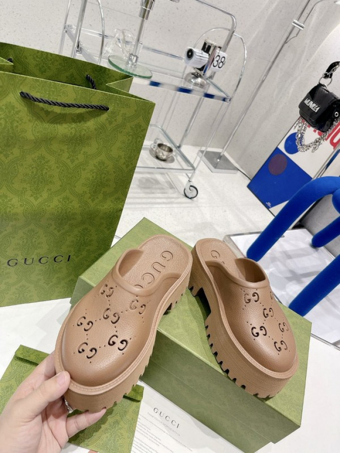 guc sandal