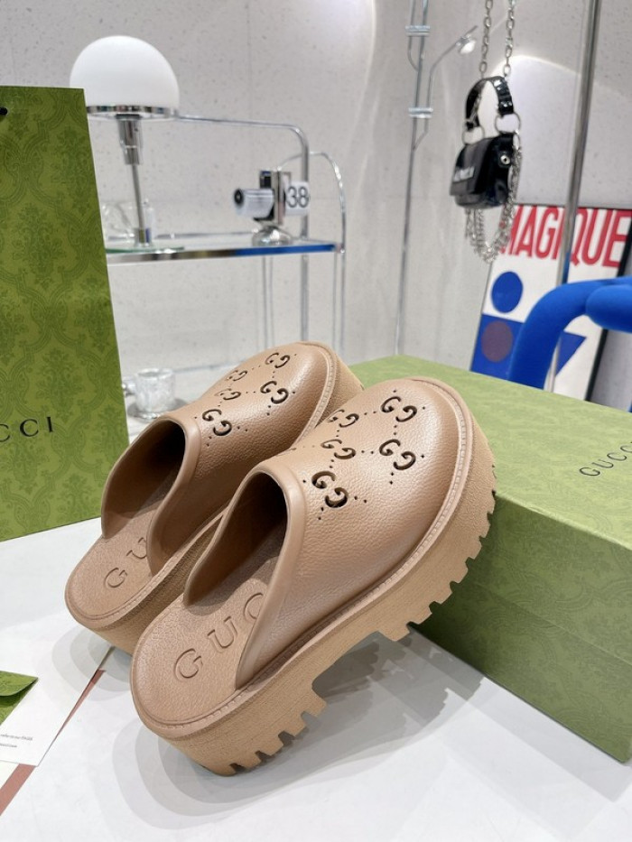 guc sandal