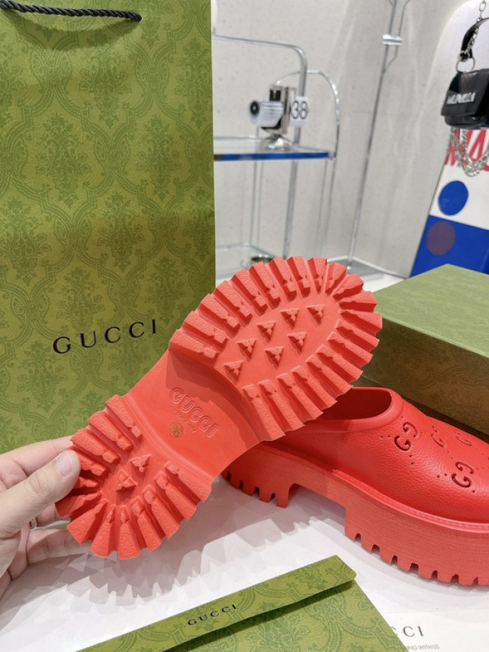 guc sandal