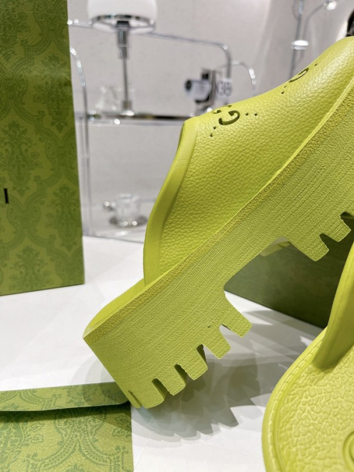 guc sandal