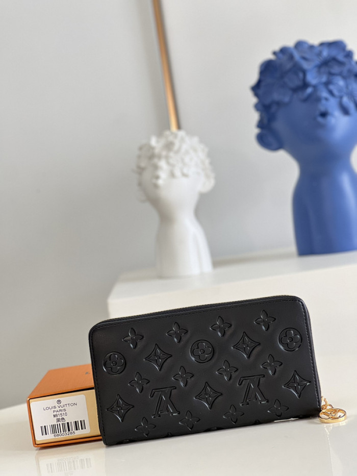 LOUI VUITTO WALLET 19.5x10.5 x2.5CM