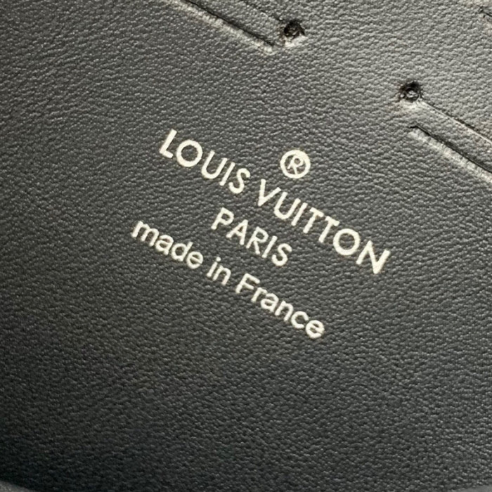 LOUI VUITTO WALLET 26.5x 20x6CM