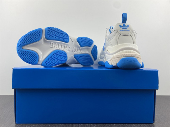 Ba1en*iaga & ad1d*s triple s sneaker 22082003