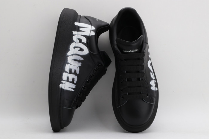 alex mcqu sneakers