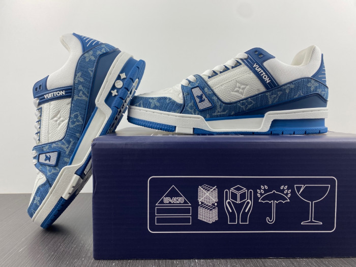 lovt sneaker