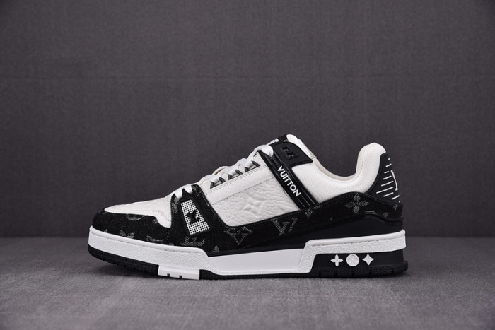 lovt sneaker