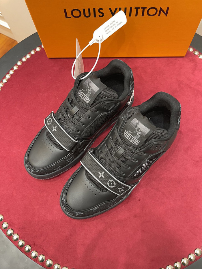 lovt sneaker
