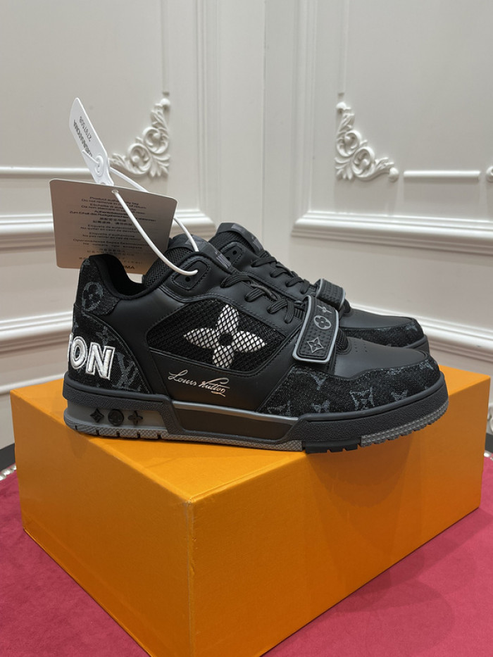 lovt sneaker