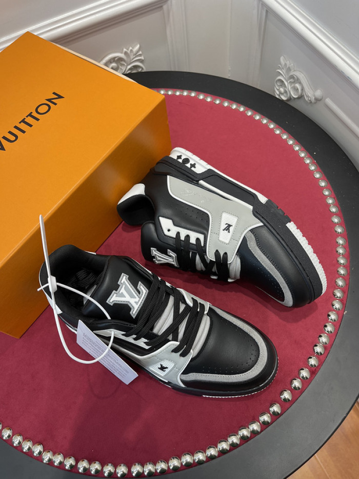 lovt sneaker