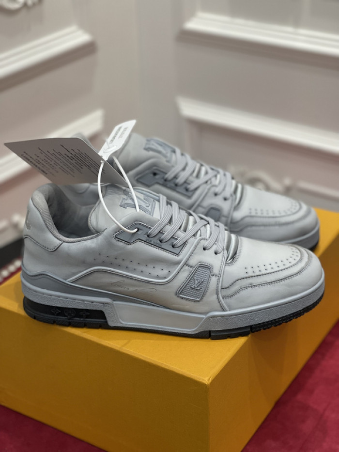 lovt sneaker