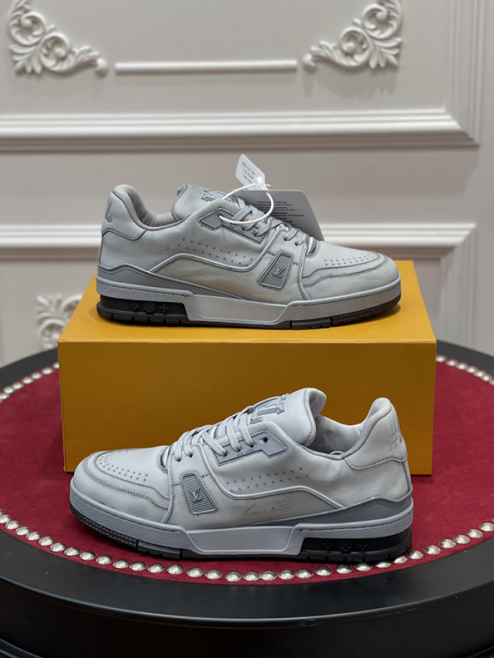 lovt sneaker