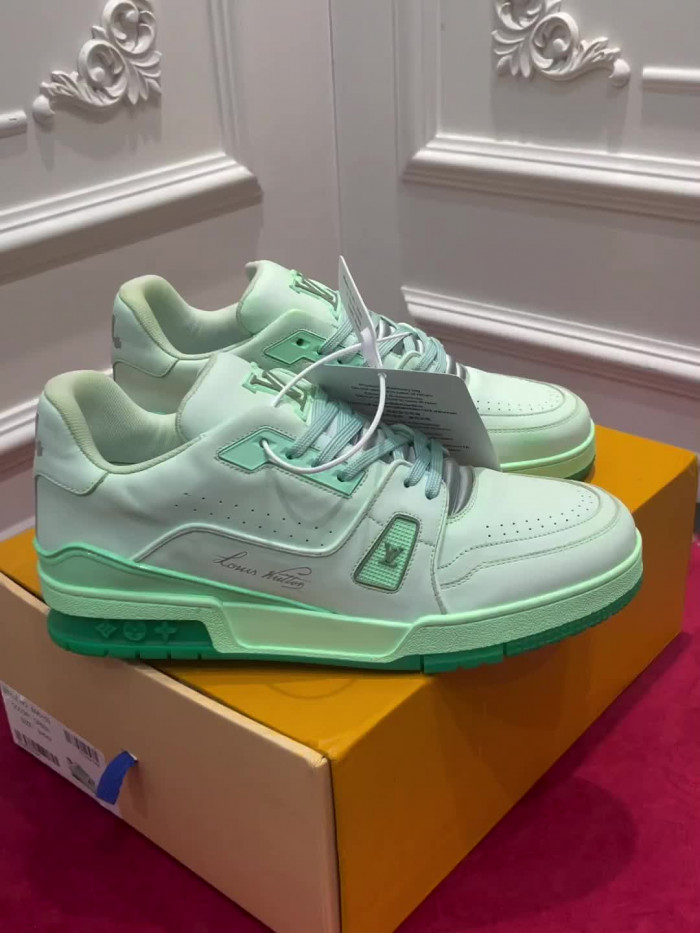 lovt sneaker