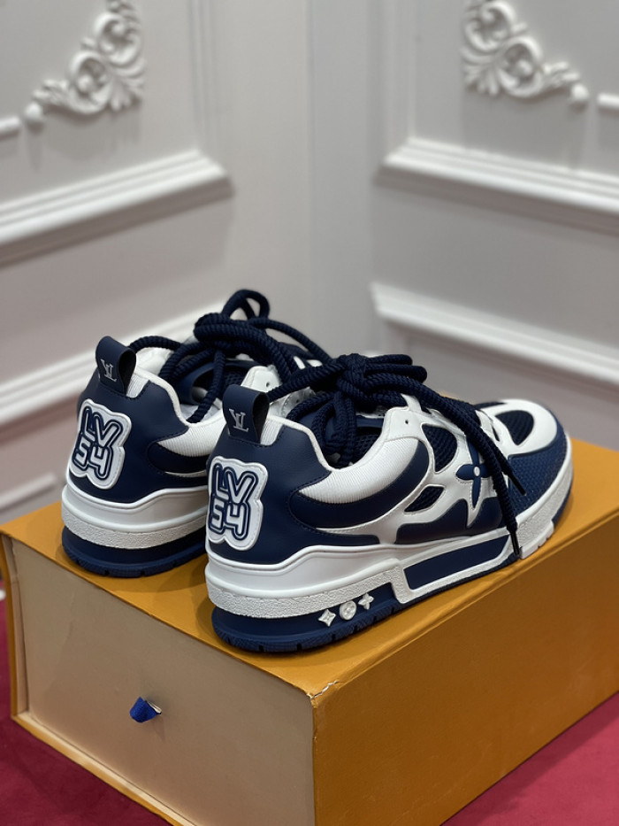 lovt sneaker