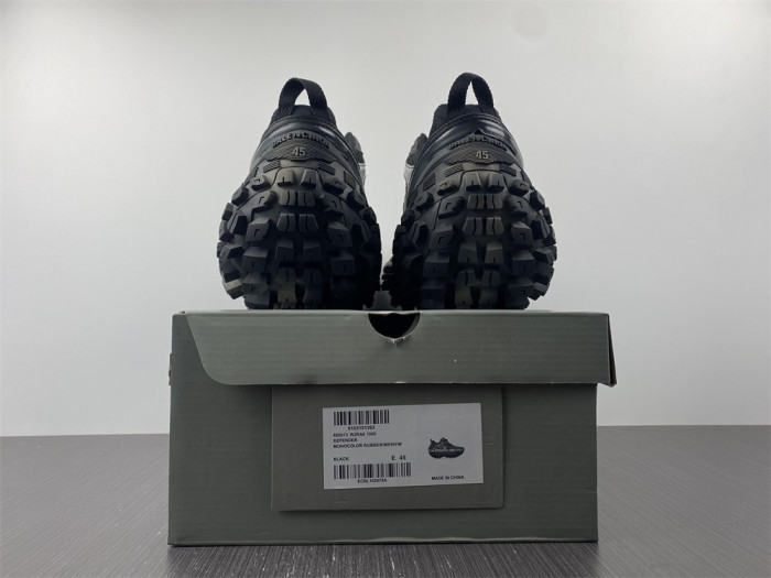 bl deferder chunky-sole sneaker