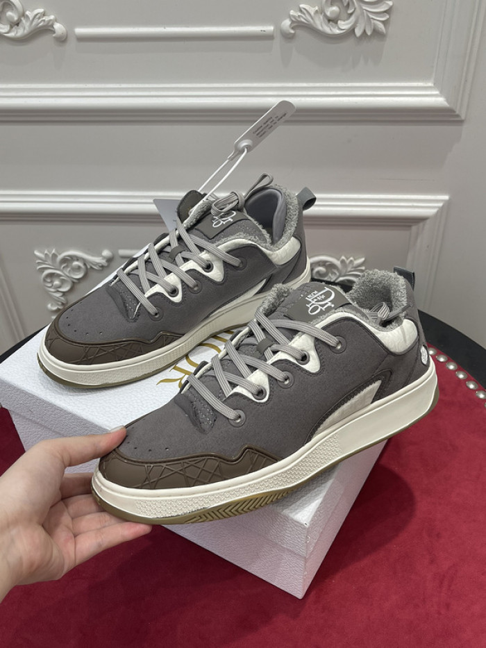 dr trainer sneaker