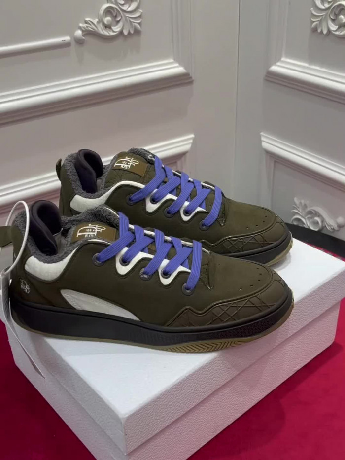 dr trainer sneaker