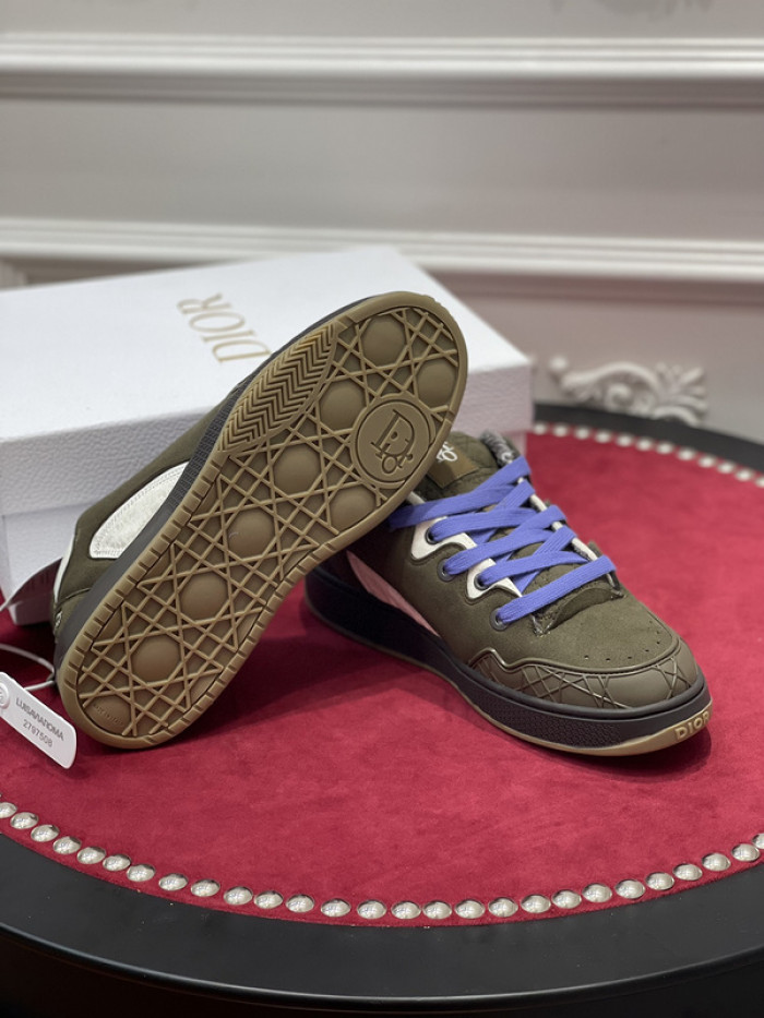 dr trainer sneaker