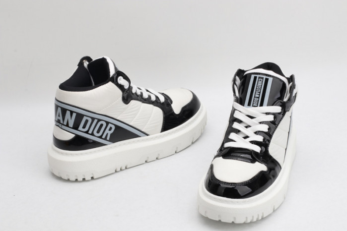 dr trainer sneaker