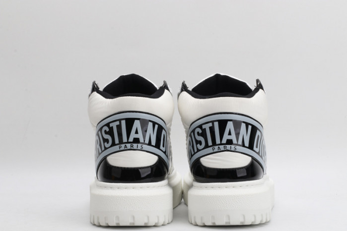 dr trainer sneaker
