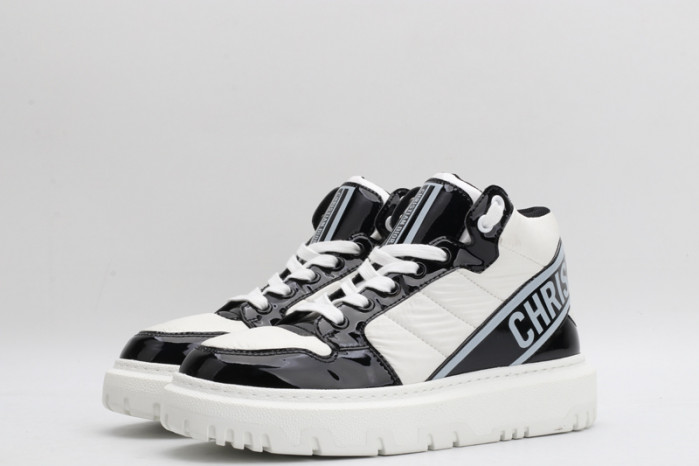 dr trainer sneaker