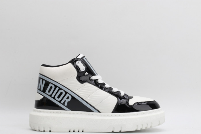dr trainer sneaker