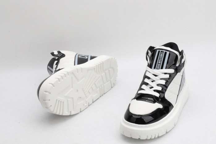 dr trainer sneaker