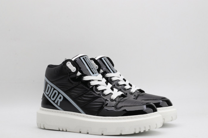 dr trainer sneaker