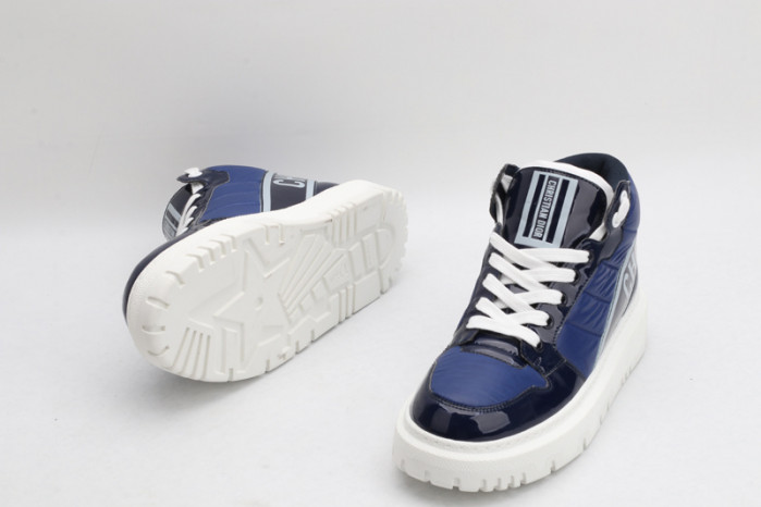 dr trainer sneaker
