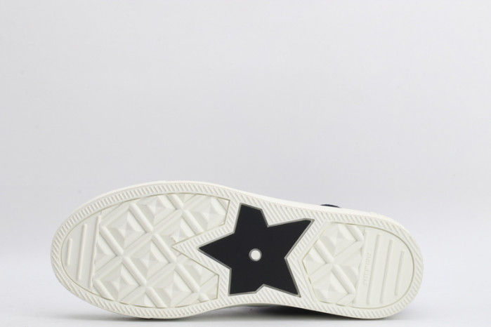 dr trainer sneaker