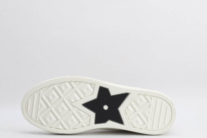 dr trainer sneaker