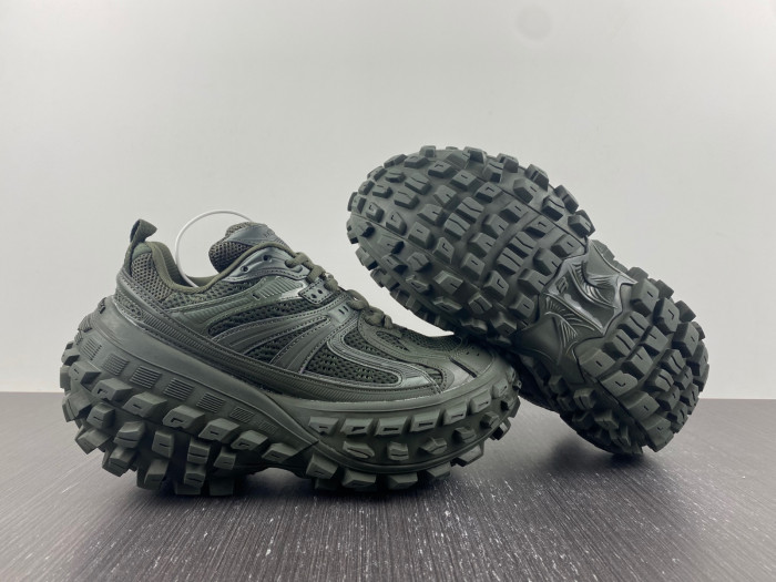 bl deferder chunky-sole sneaker